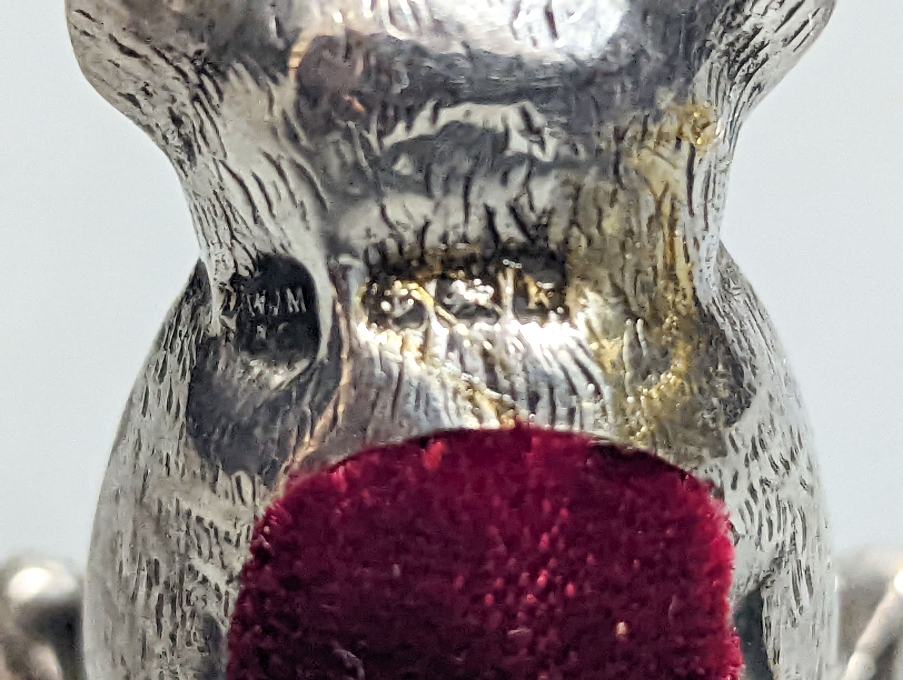 An Edwardian novelty silver 'teddy bear' pin cushion, with later cushion, W.J. Myott & Co, Birmingham, 1909, 36mm.